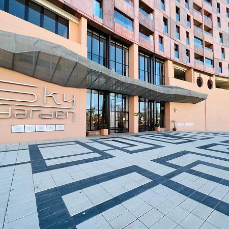 Sky Garden & Seasonal Pool Views By Ele Apartments Malaga Bagian luar foto